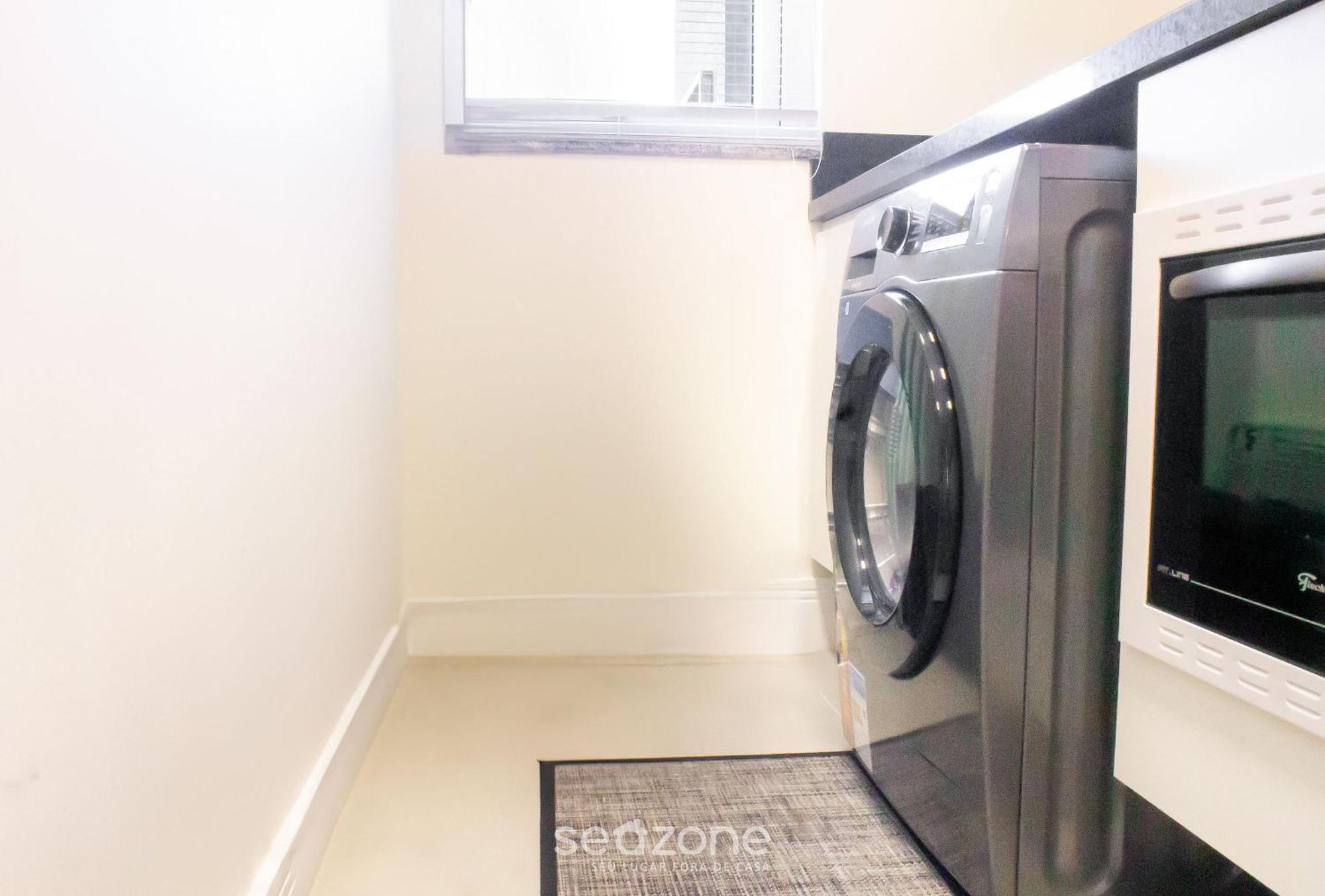 Apto Moderno Com Piscina E Churrasqueira Crr201